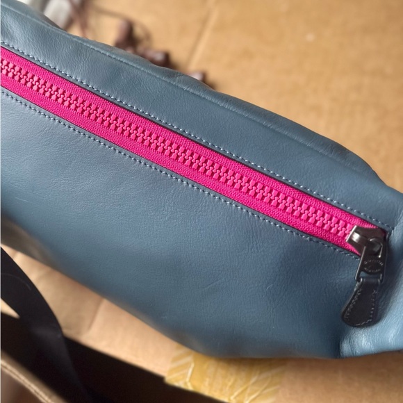 Coach Bum Bag Black Signature Pink/Blue/Silver 88429 - Picture 3 of 5